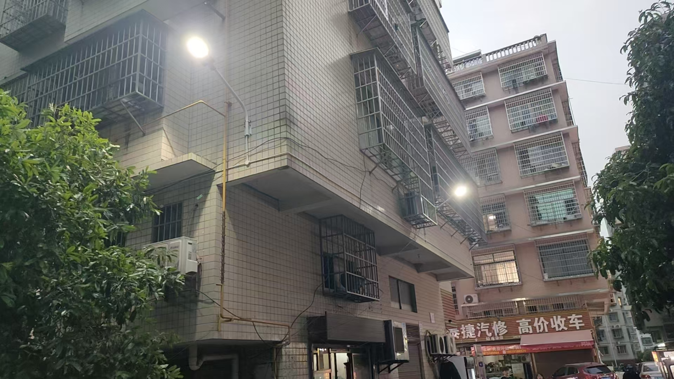 市政要聞 | 感謝信里的民生溫度！湘江新區(qū)八家灣小區(qū)改造工程圓滿收官獲天頂街道點(diǎn)贊